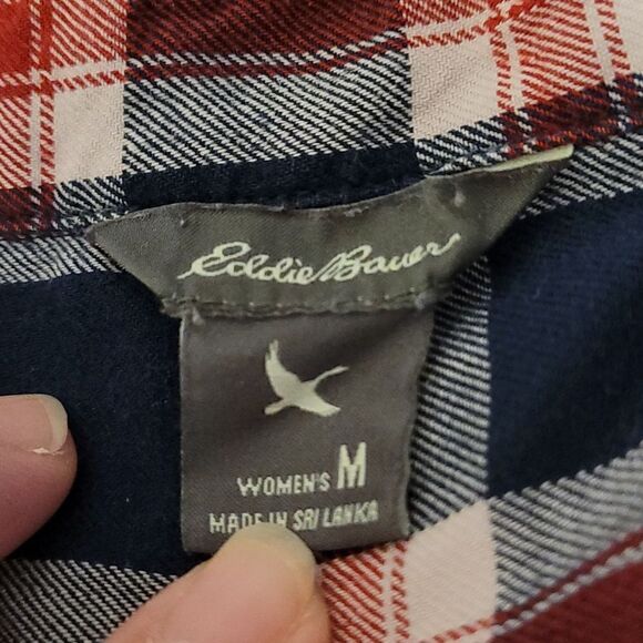 Eddie‎ bauer woman's plaid button up shirt - Picture 5 of 6